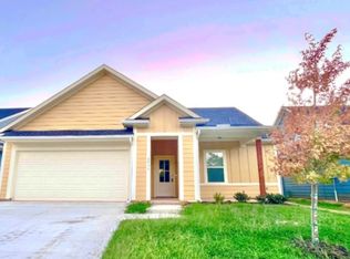 2109 Bluebonnet Ave, Denison, TX 75020