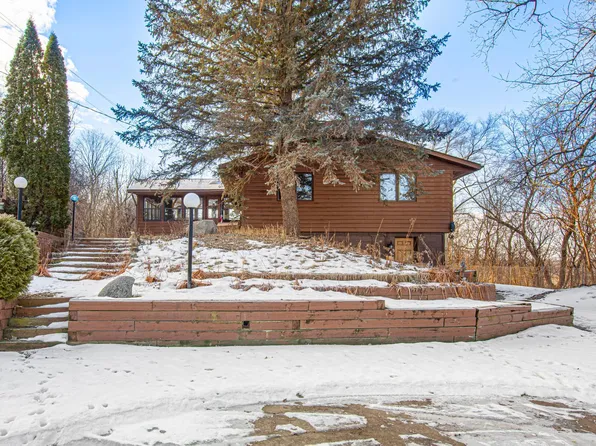 1101 Faribault Rd, Faribault, MN 55021