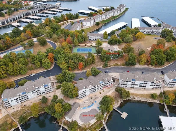 214 Regatta Bay Cir Unit 1A, Lake Ozark, MO 65049