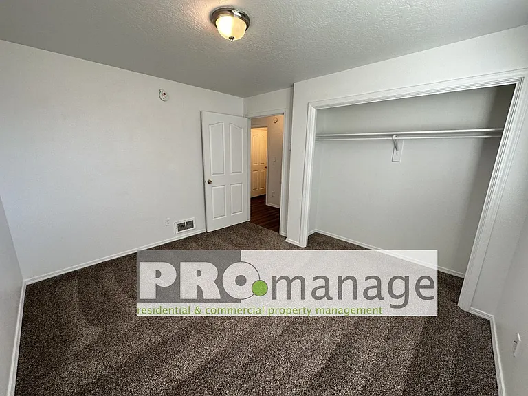 2592 Prospect Dr. — Photo 13