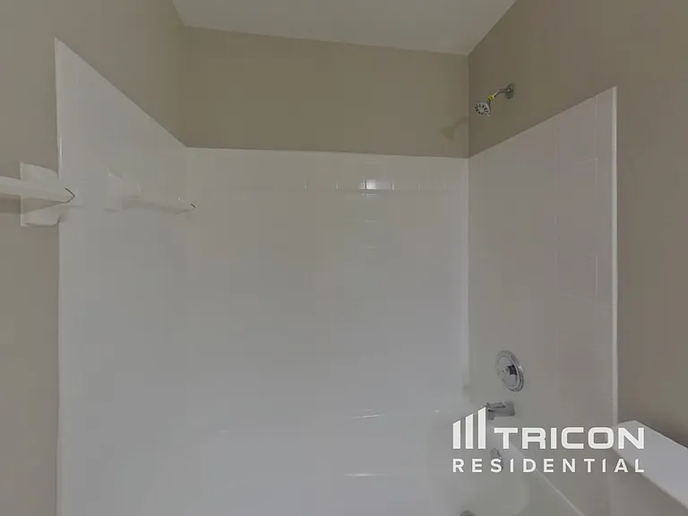 10440 Coconut Grove Ln — Photo 17
