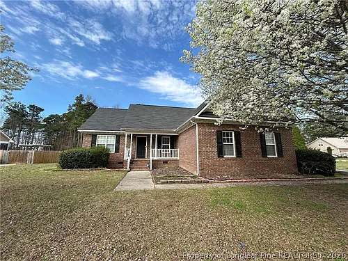 889 Louisiana Dr Photo 1