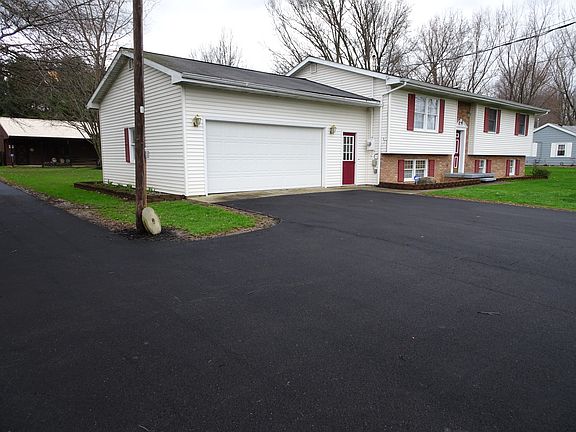 Blacktop Driveway 