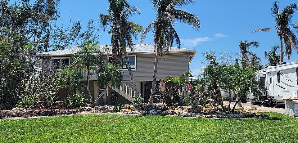 1st image of 2345 Sanibel Blvd