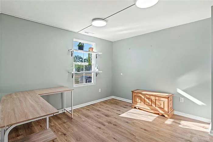 2723 Tennessee Dr — Photo 16