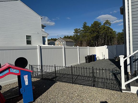 5th image of 117 Windjammer Dr