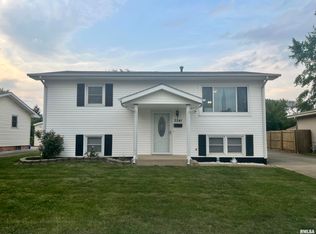 2241 E Eleanor Ave, Springfield, IL 62702