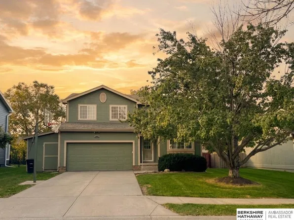 16417 Madison St, Omaha, NE 68135