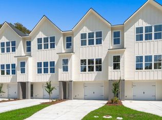 1602 Lauda Dr, Mount Pleasant, SC 29464