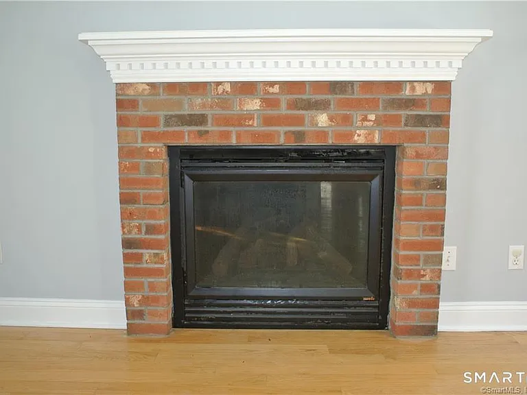 1260 Cutspring Rd #1260 — Photo 9