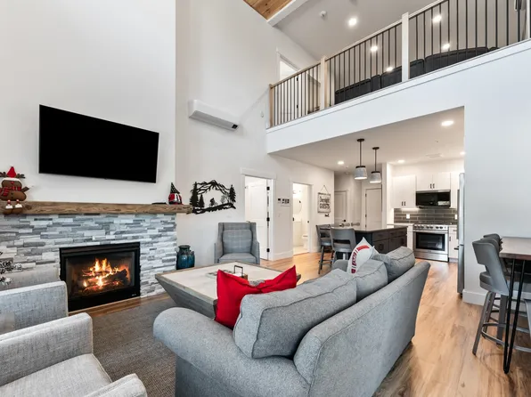 239 Skimobile Road #314, Conway, NH 03860