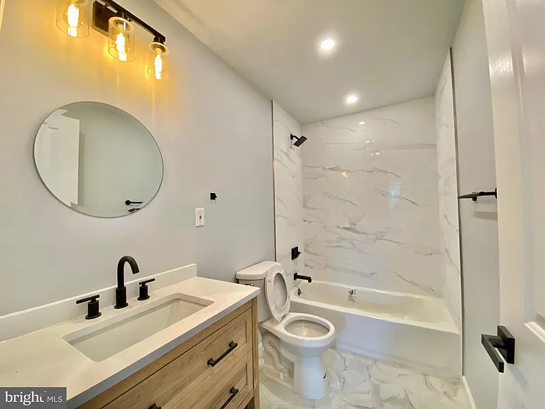 6100 Ridge Ave #3 — Photo 9
