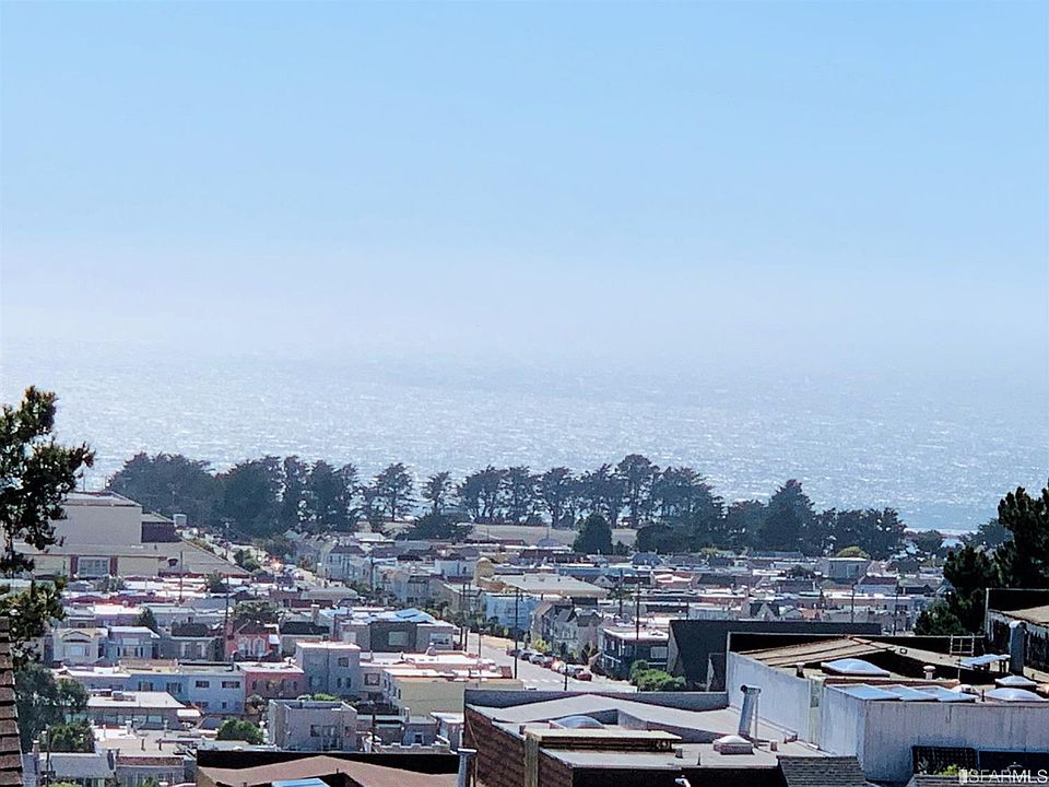 1st image of 2168 Funston Ave