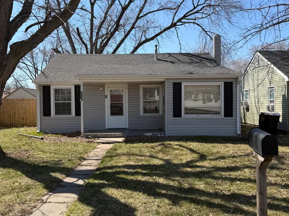 939 N Garfield St #1, Fremont, NE 68025