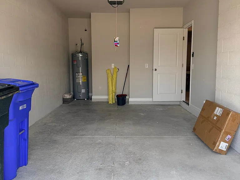 8019 Haley Creek Way — Photo 31