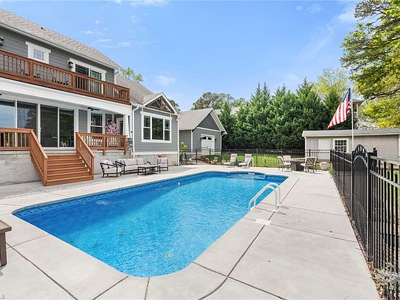 2nd image of 1786 Riverview Rd