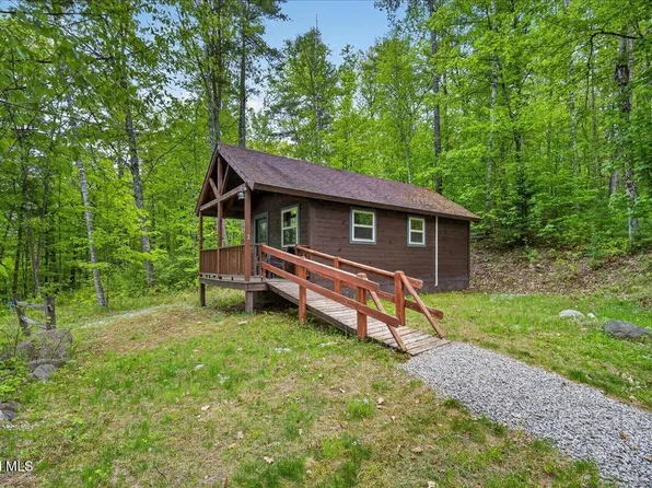 L4.2-4.4 US-9, Schroon Lake, NY 12870