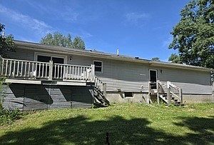 2nd image of 2885 County House Woods Rd