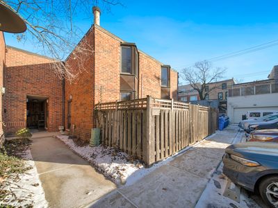 2145 N Lincoln Ave, Chicago, IL, 60614