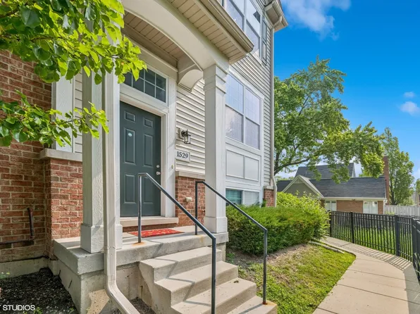 1529 E Arbor Ln, Arlington Heights, IL 60004