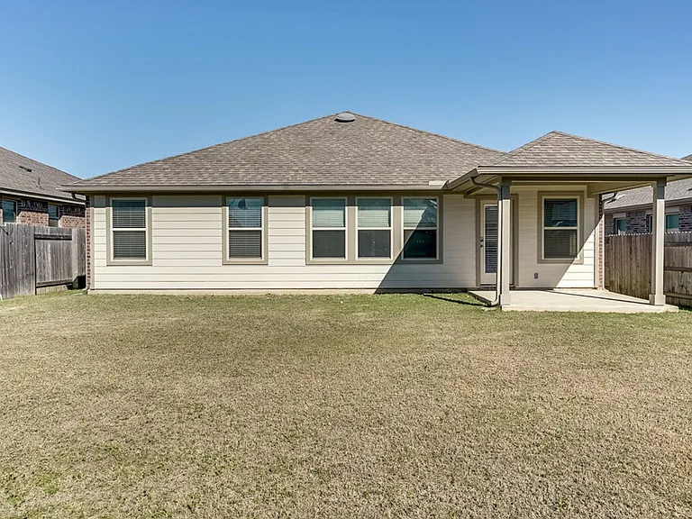 3401 Pauling Loop — Photo 20