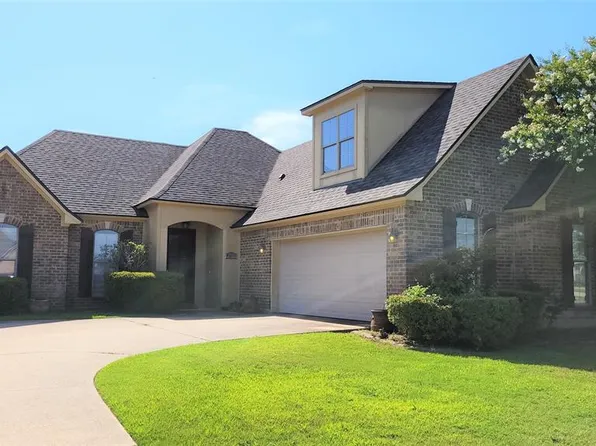 3903 Le Brooke Ln, Benton, LA 71006