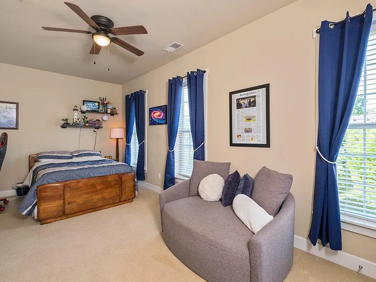 2048 Avinity Loop — Photo 21