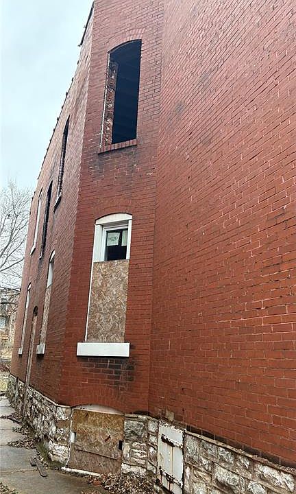 2nd image of 3829 Minnesota Ave