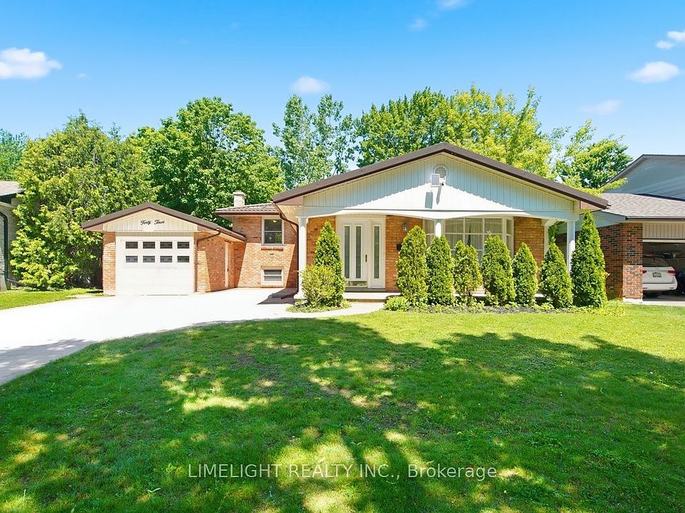 1st image of 43 Cumberland Cres