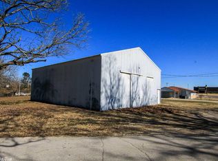 21 Branscum Rd, Ash Flat, AR 72513