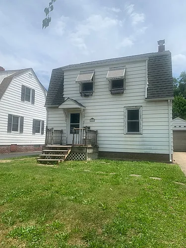 2440 Yale Blvd Photo 1