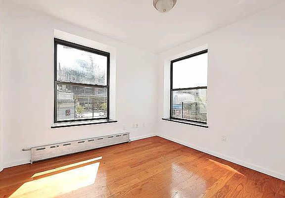 4th image of 31 Debevoise St #3F