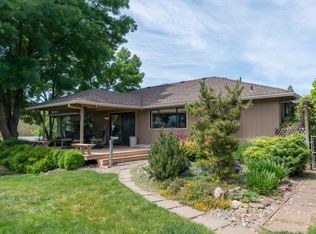 2555 Glory C Rd, Medford, OR 97501