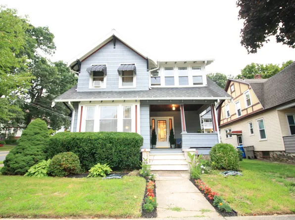 147 Stearns St, Bristol, CT 06010