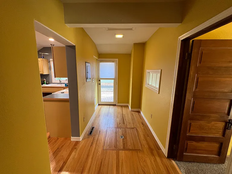 523 N Grant Ave — Photo 6