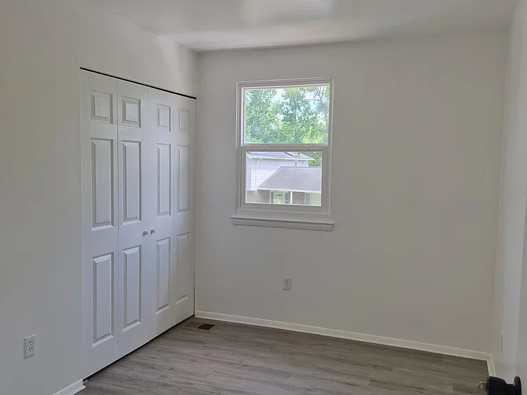 8404 Snowden Loop Ct — Photo 10