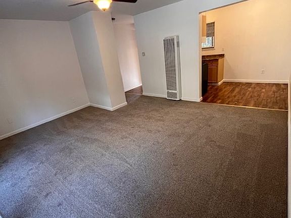 3rd image of 1070-1074 Echo Rd #10