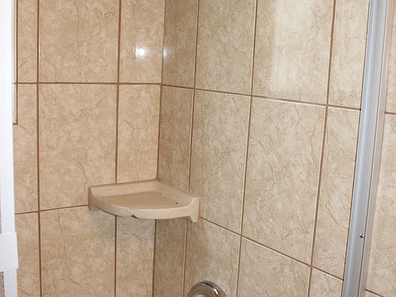 4th image of 4618 W 118th St