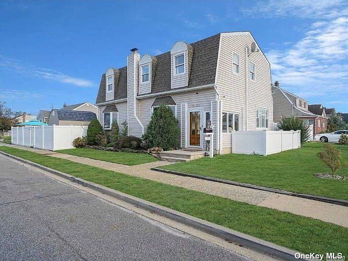 2431 Riverside Drive, Wantagh, NY 11793 Zillow
