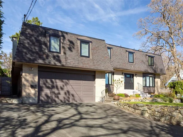 546 Saint Charles St, Victoria, BC V8S 3N7