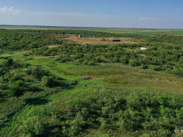 County Road 122, Crowell, TX 79227