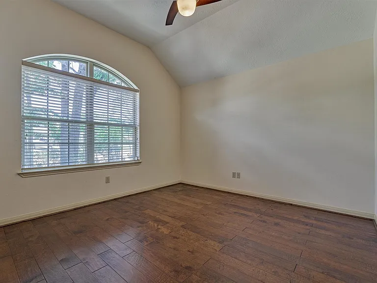 13511 Summer Hill Dr — Photo 5