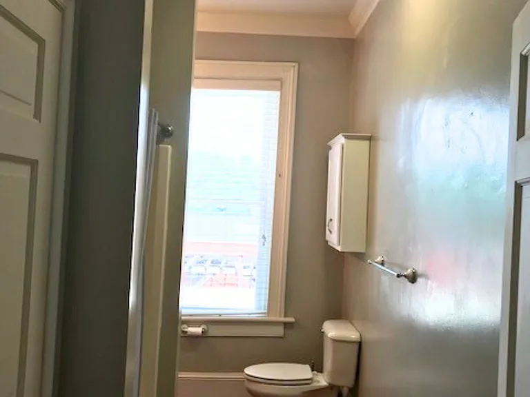 1208 Main St #3 — Photo 8