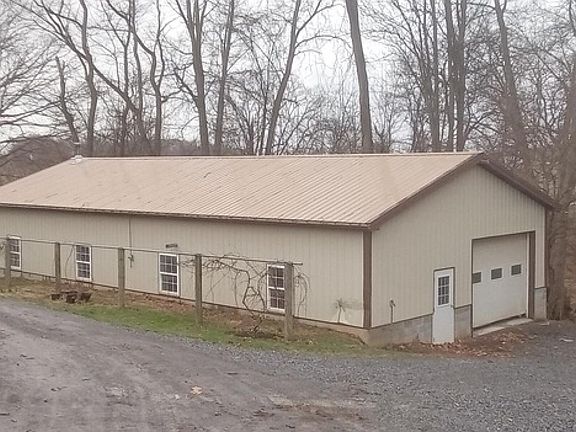 3rd image of 195 Hair Rd