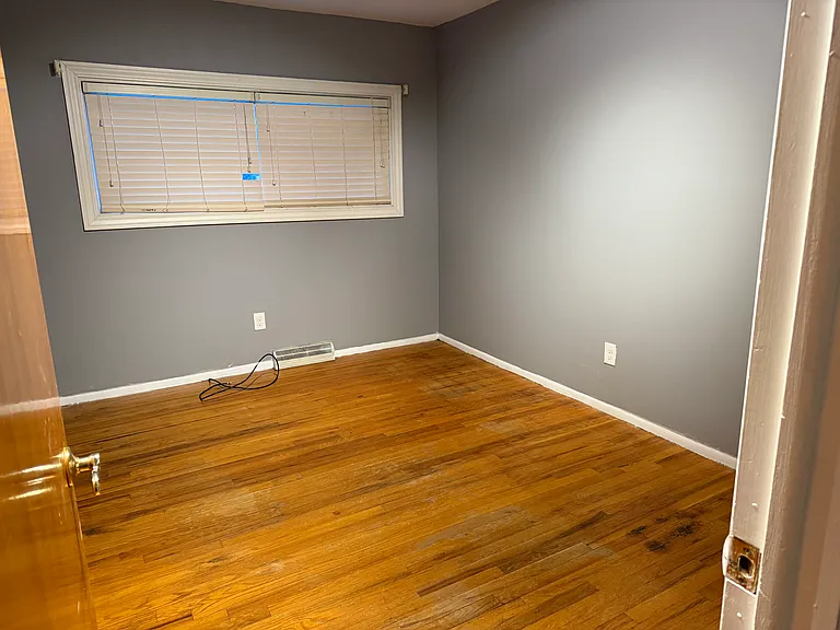 4651 Kingsley Dr — Photo 23
