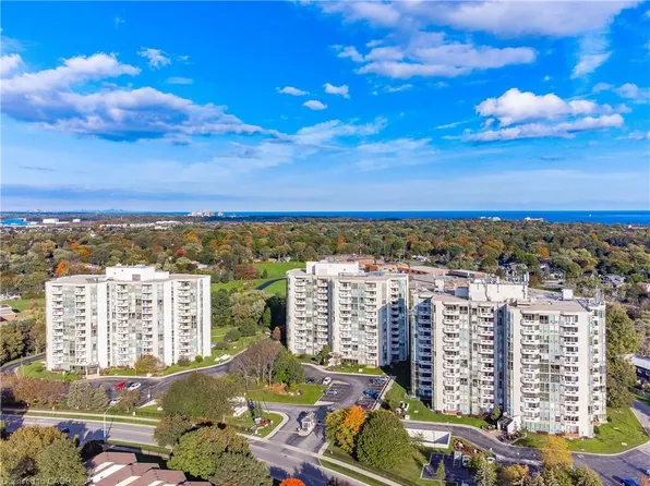 5070 Pinedale Ave #508, Burlington, ON L7L 5V6