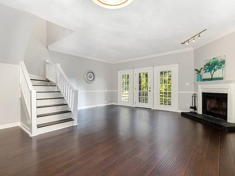 6111 Highcastle Ct — Photo 5