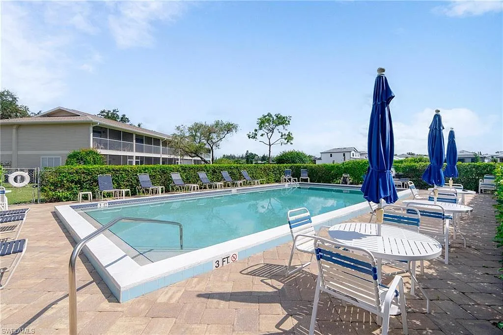 2 bed, 2.5 bath, 1129 sqft, $2,200 — Photo 4