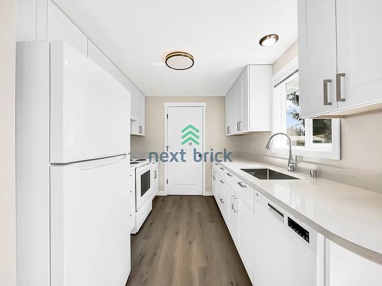 12735 SE 171st Pl — Photo 4