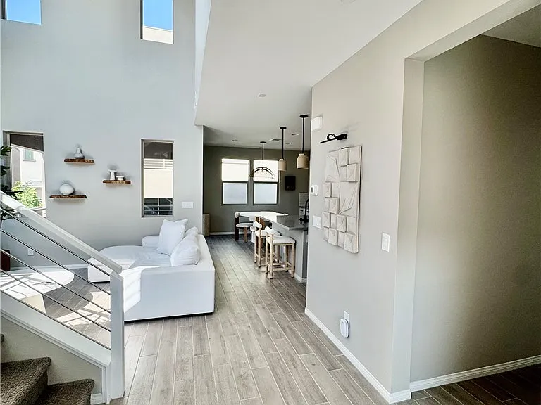 643 Solar Citrine St — Photo 10